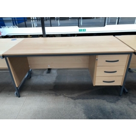 Second-hand 1600mm Single Pedestal Desk BEECH