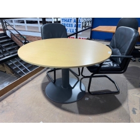 Second-Hand 1200mm Diameter Table OAK