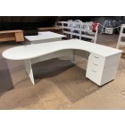Second-hand 2000mm R/H Bubble End Radial Desk with 3 Drawer D/H Pedestal WHITE
