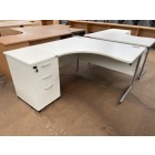 Second-hand 1400mm L/H Radial Desk with 3 Drawer Desk High Pedestal WHITE
